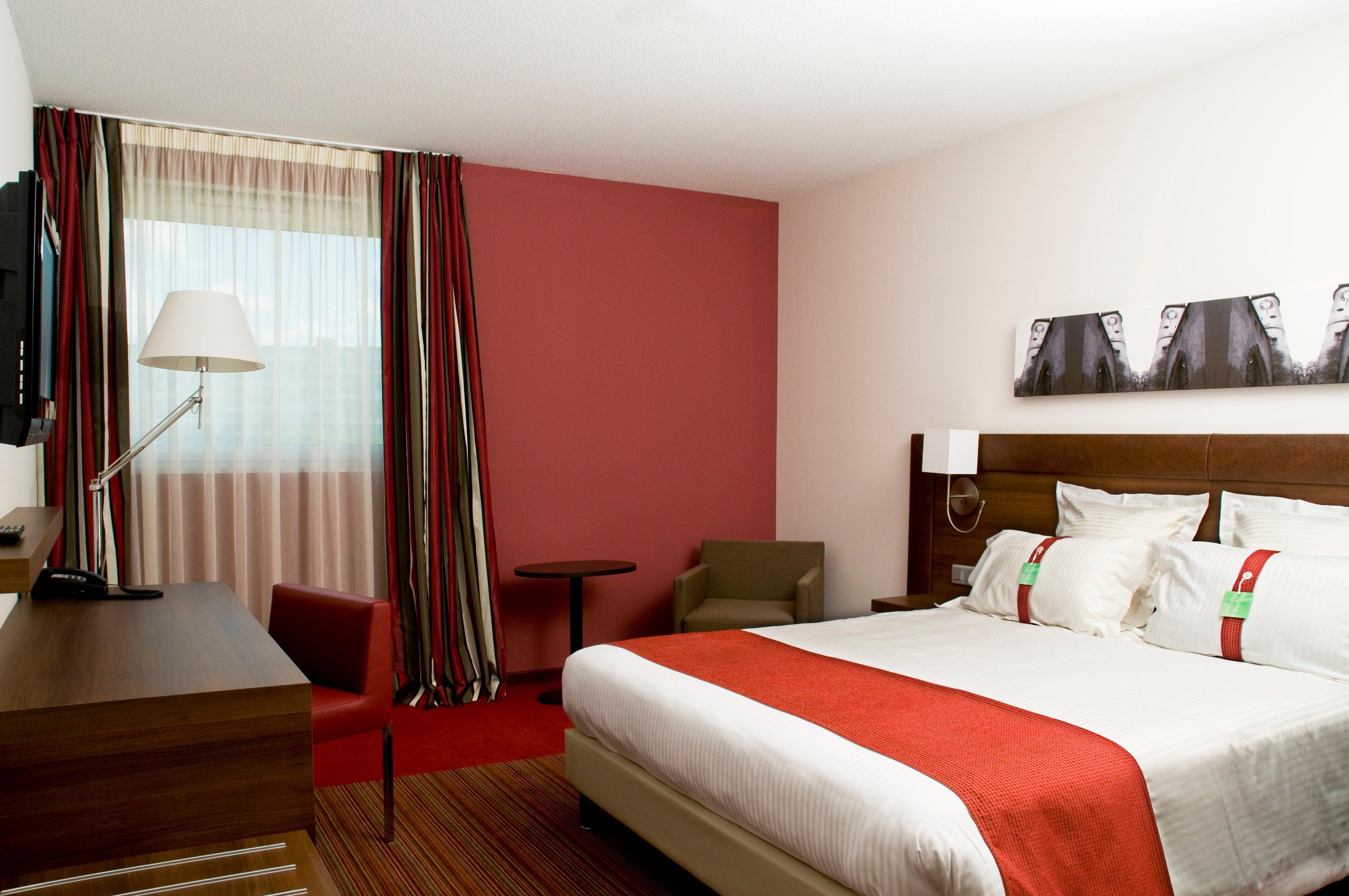 Holiday Inn Mulhouse By Ihg Экстерьер фото