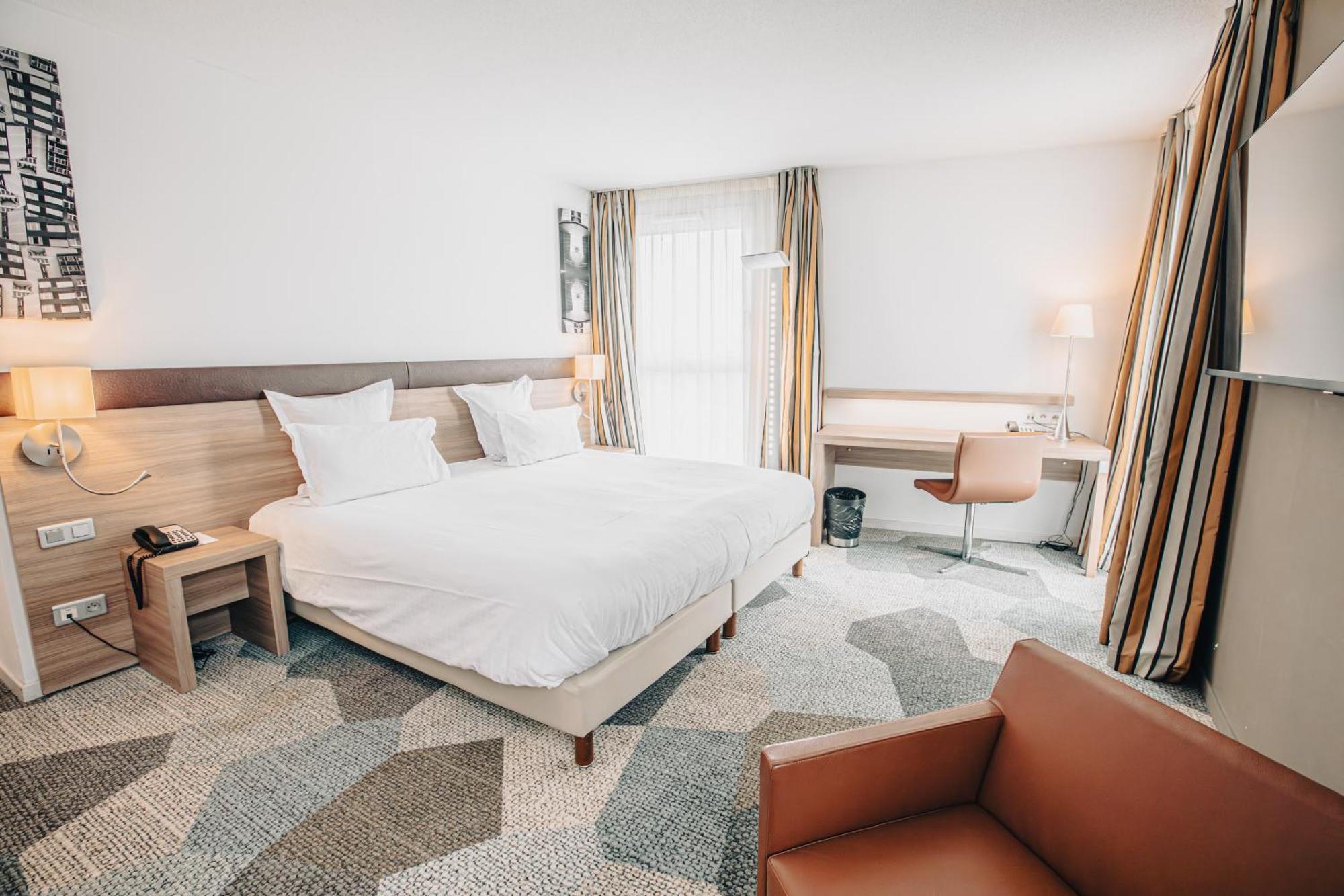 Holiday Inn Mulhouse By Ihg Экстерьер фото