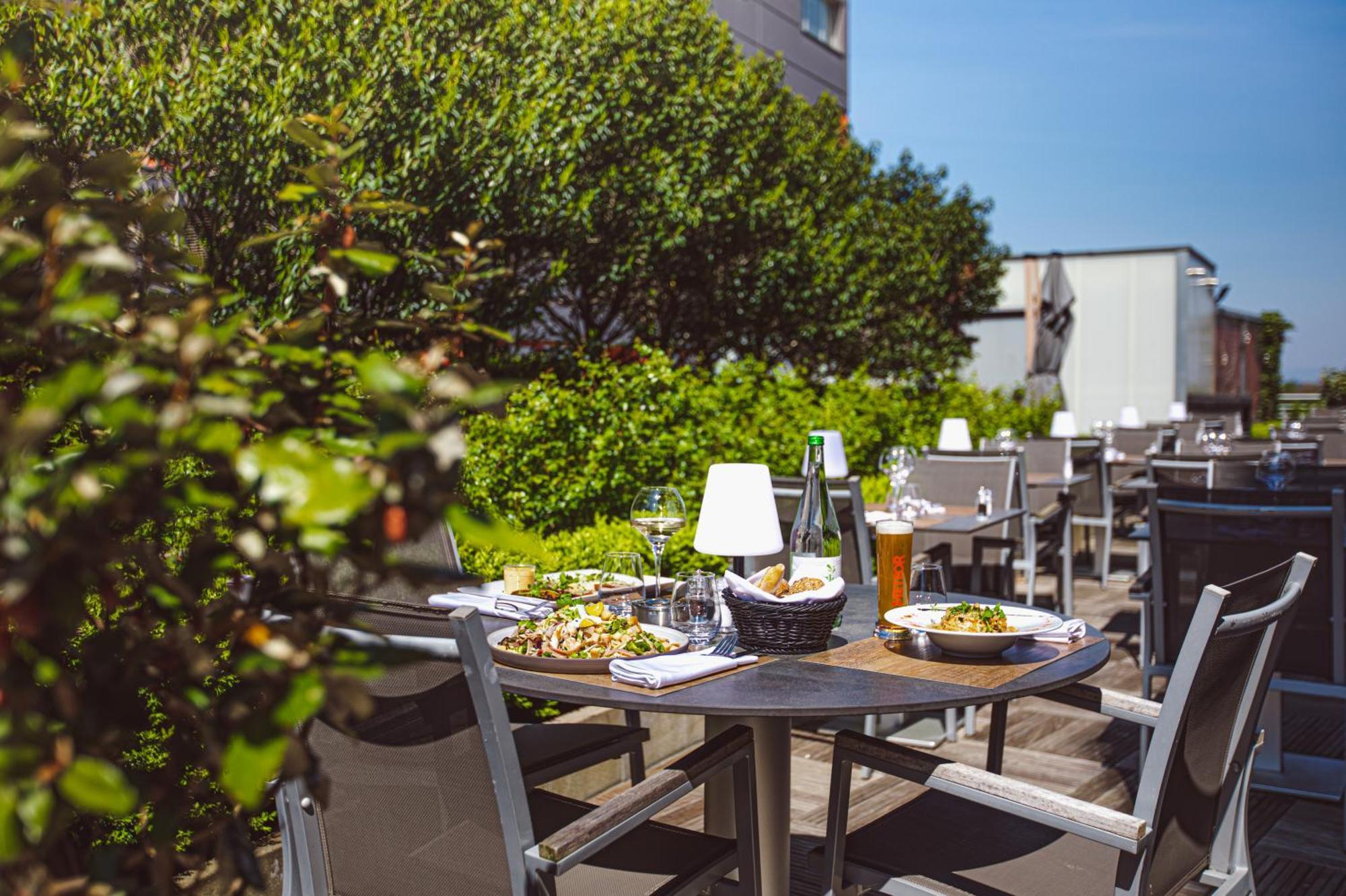 Holiday Inn Mulhouse By Ihg Экстерьер фото